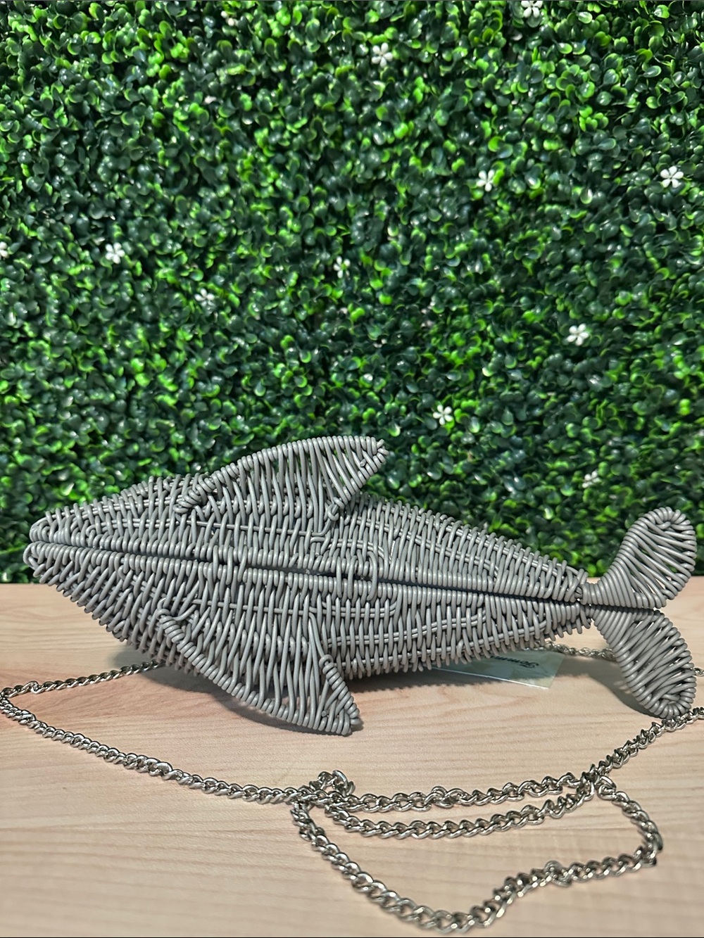 Tommy Bahama Dolphin Woven Crossbody
Bag #12 - Picture 8 of 9